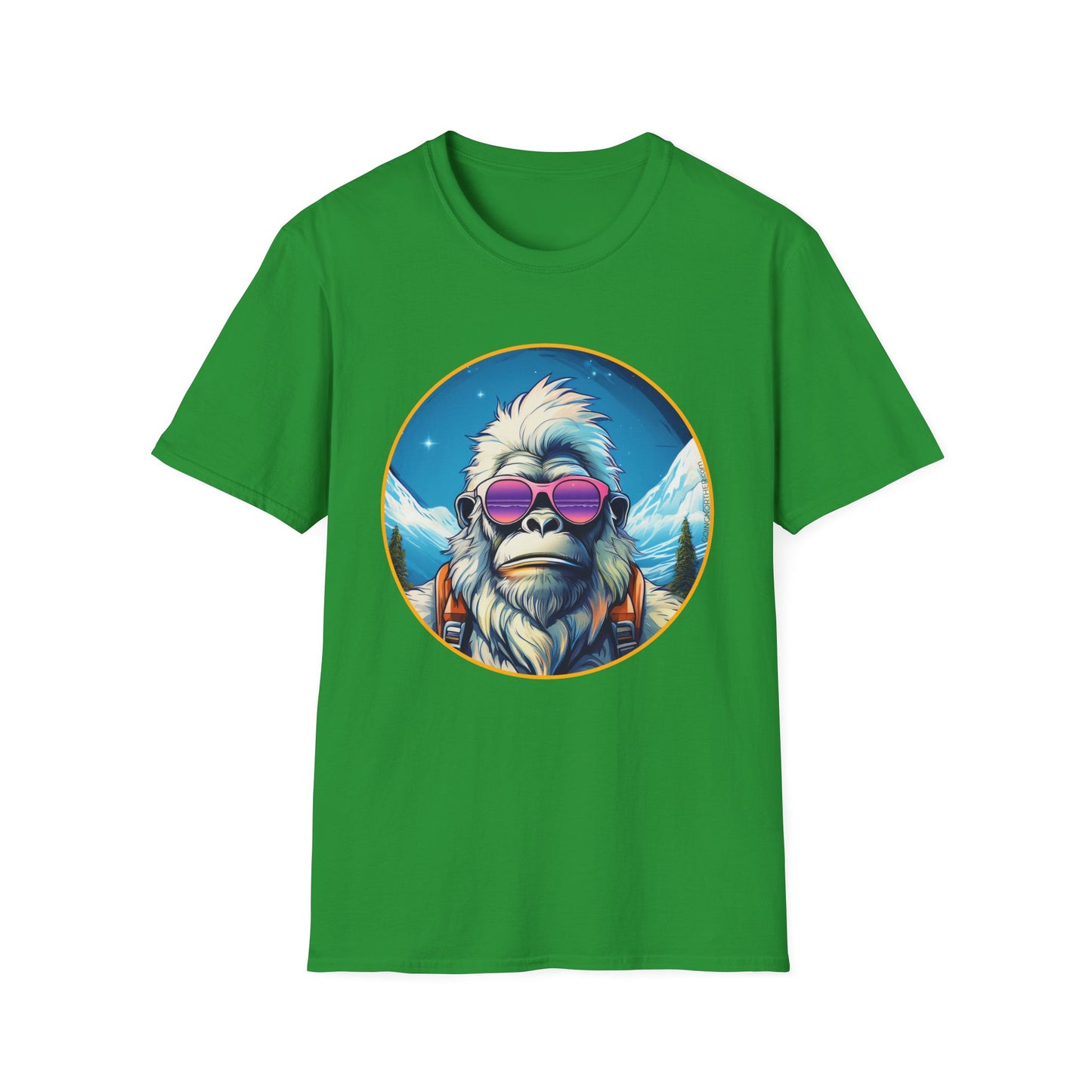 Vizsla Style - Going Norther - Bigfoot T-Shirt - Retro Styled Sasquatch