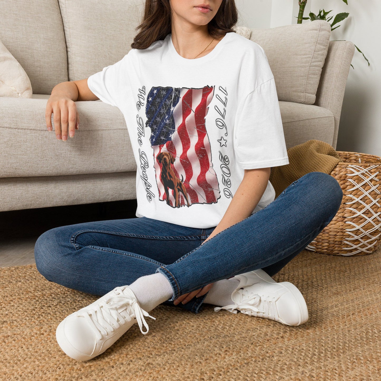 Vizsla Dog 'We The People 1776–2026' T-Shirt — Distressed American Flag
