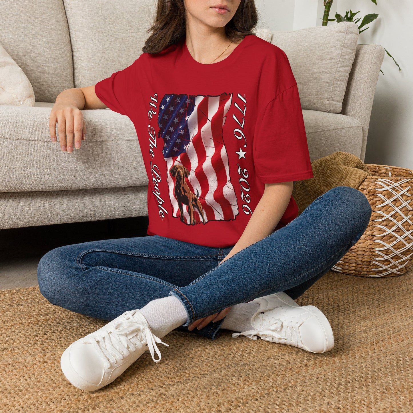 Vizsla Dog 'We The People 1776–2026' T-Shirt — Distressed American Flag
