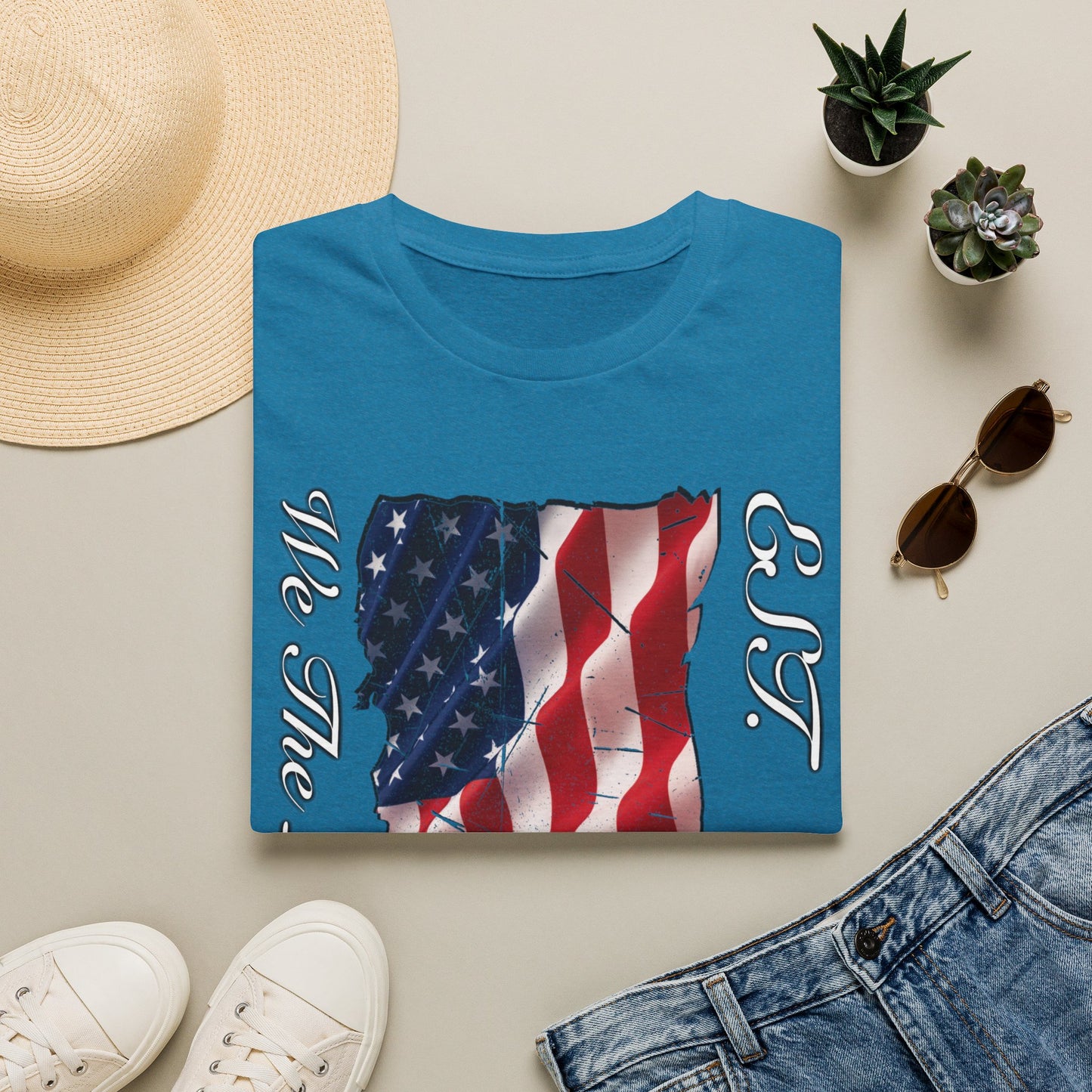 Vizsla Dog 'We The People EST. 1776' T-Shirt — Distressed American Flag