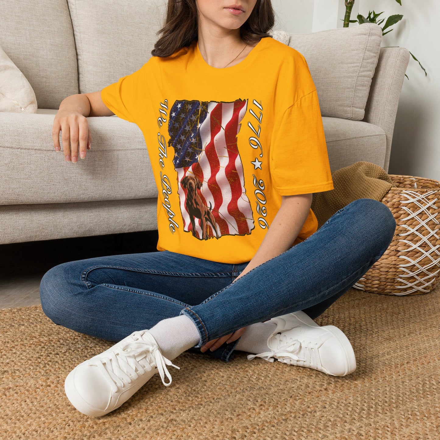 Vizsla Dog 'We The People 1776–2026' T-Shirt — Distressed American Flag