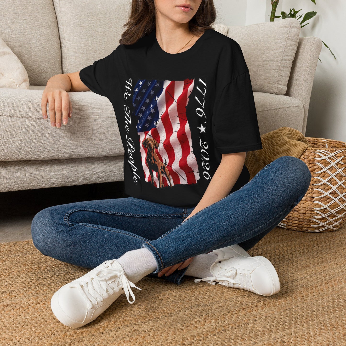Vizsla Dog 'We The People 1776–2026' T-Shirt — Distressed American Flag