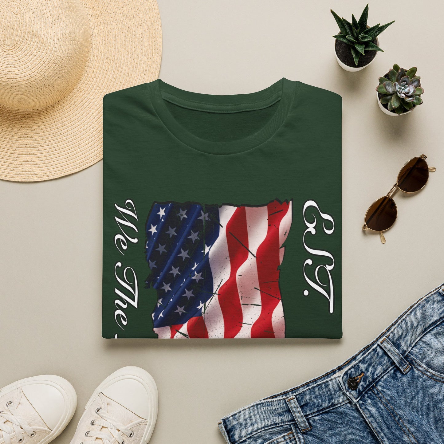 Vizsla Dog 'We The People EST. 1776' T-Shirt — Distressed American Flag