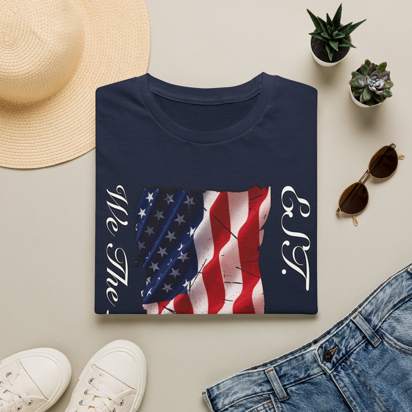 Vizsla Dog 'We The People EST. 1776' T-Shirt — Distressed American Flag