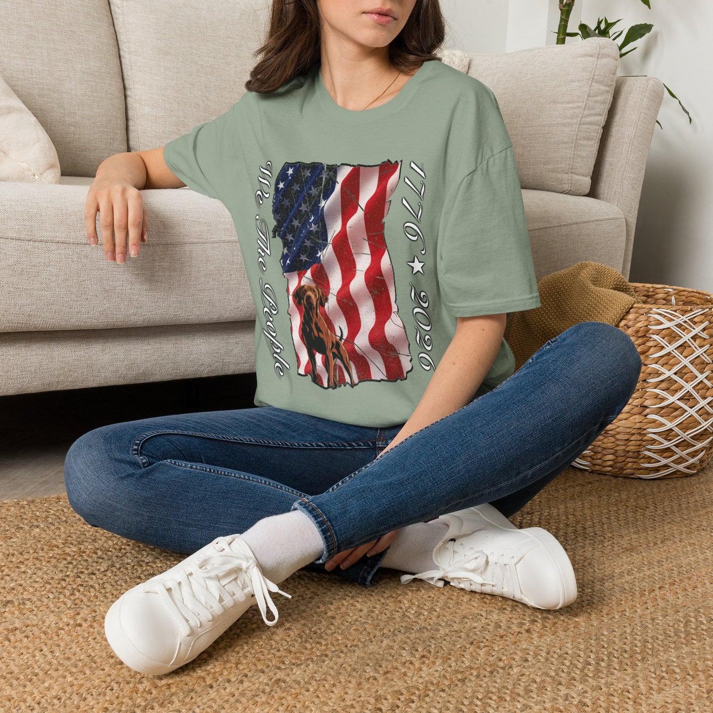 Vizsla Dog 'We The People 1776–2026' T-Shirt — Distressed American Flag