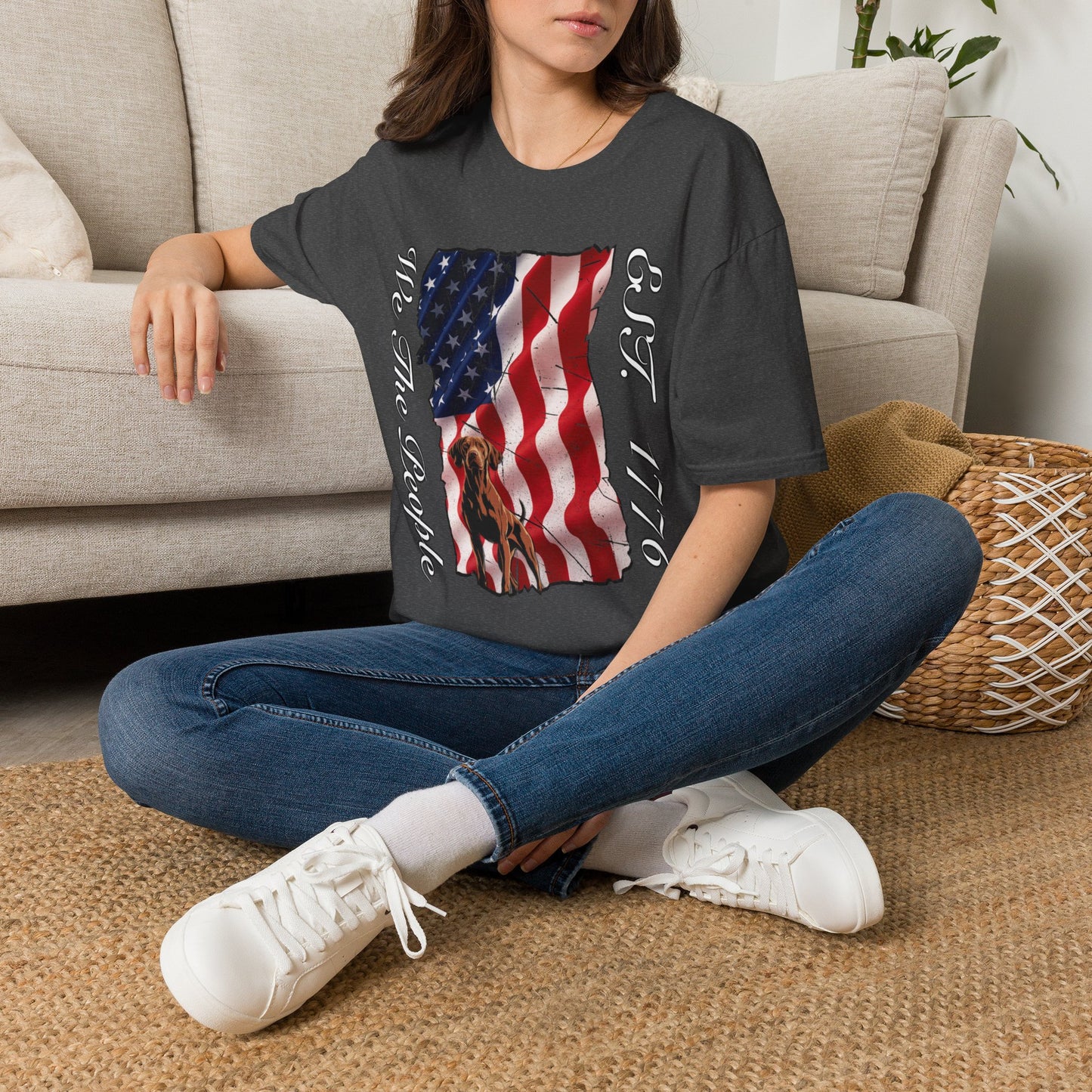 Vizsla Dog 'We The People EST. 1776' T-Shirt — Distressed American Flag
