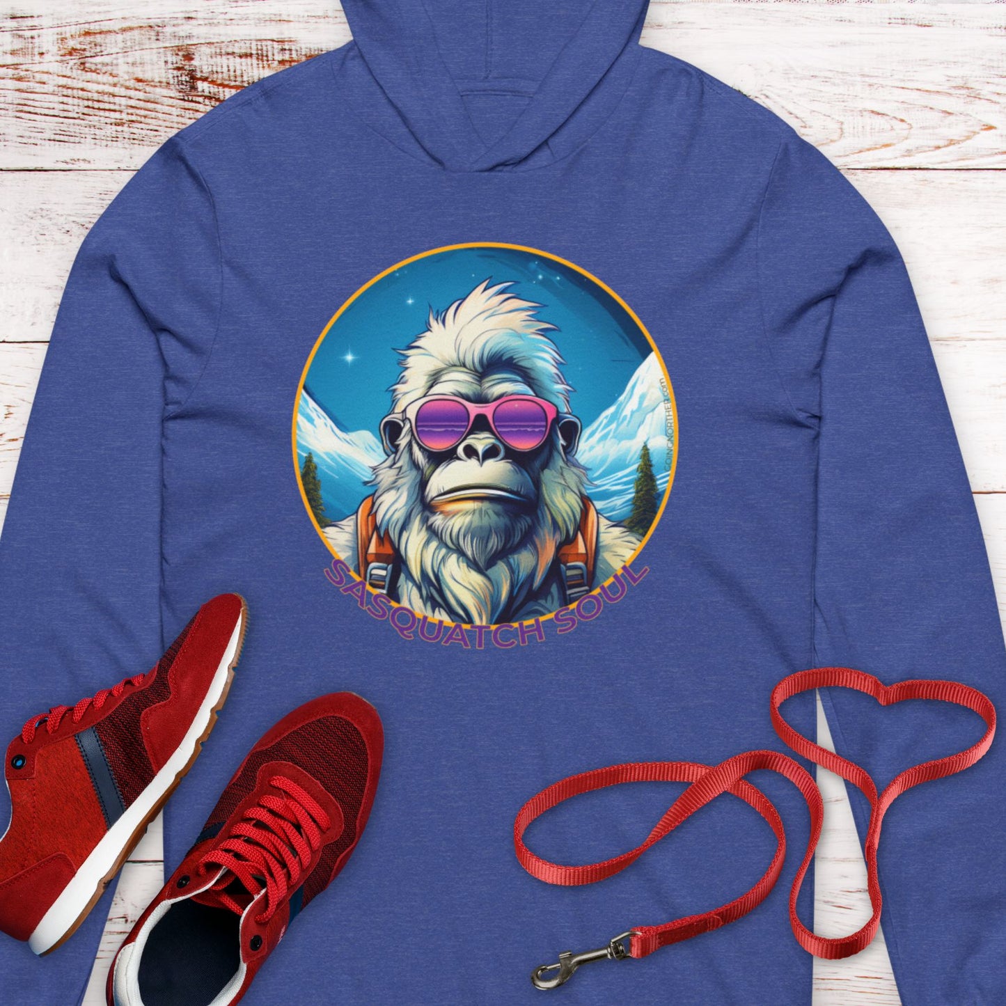 Vizsla Style - Going Norther - Bigfoot - Sasquatch Soul  Hooded T-Shirt - Retro Design